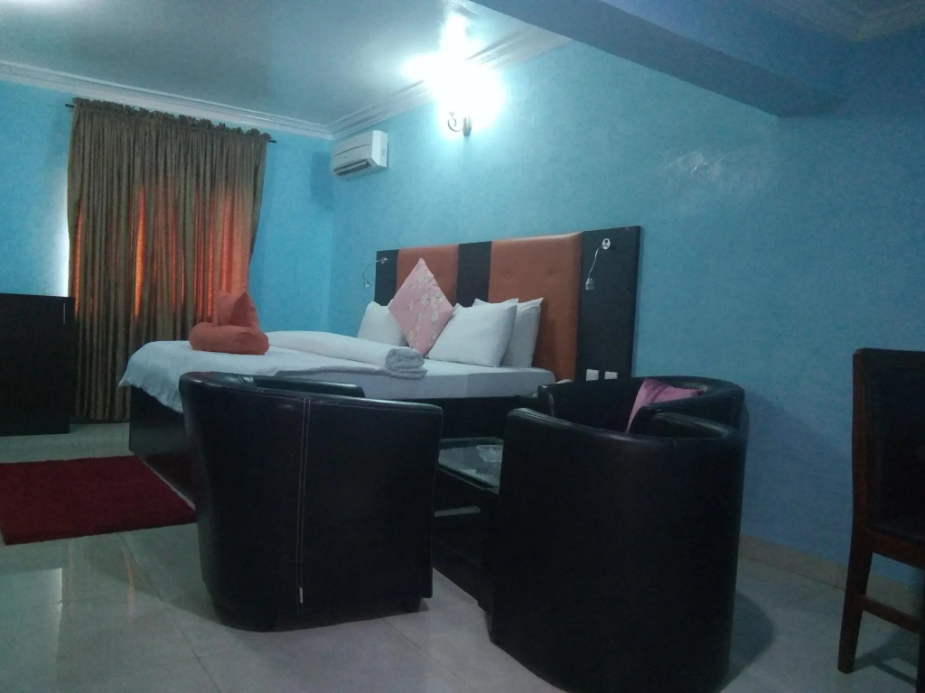 Ambassador Suite