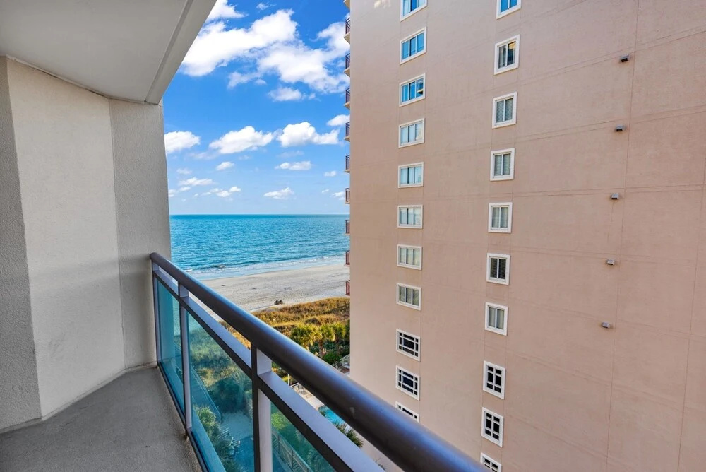 Ocean View Bahama Sands Stunning Resort