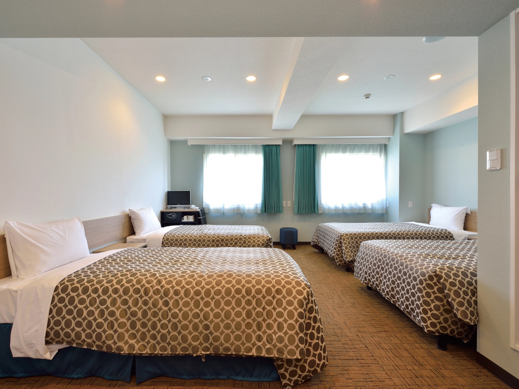 Deluxe Family room