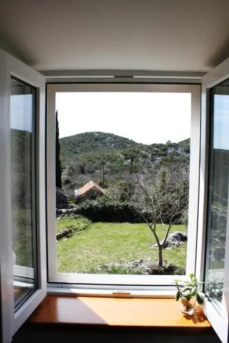 Balcony & Terrace