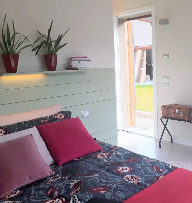 Comfort room