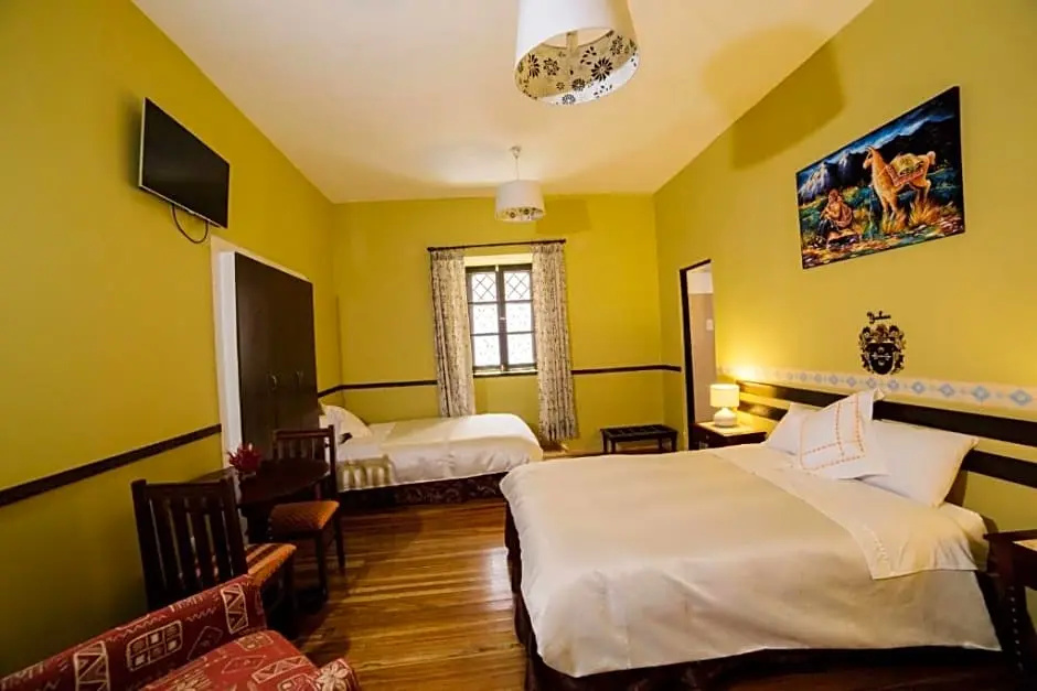 Yabar Hotel Plaza - Chambres