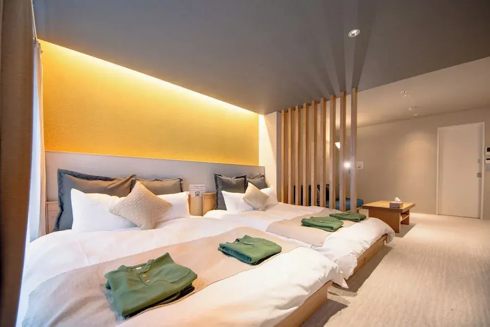 Standard Double room with balcony (twin beds)