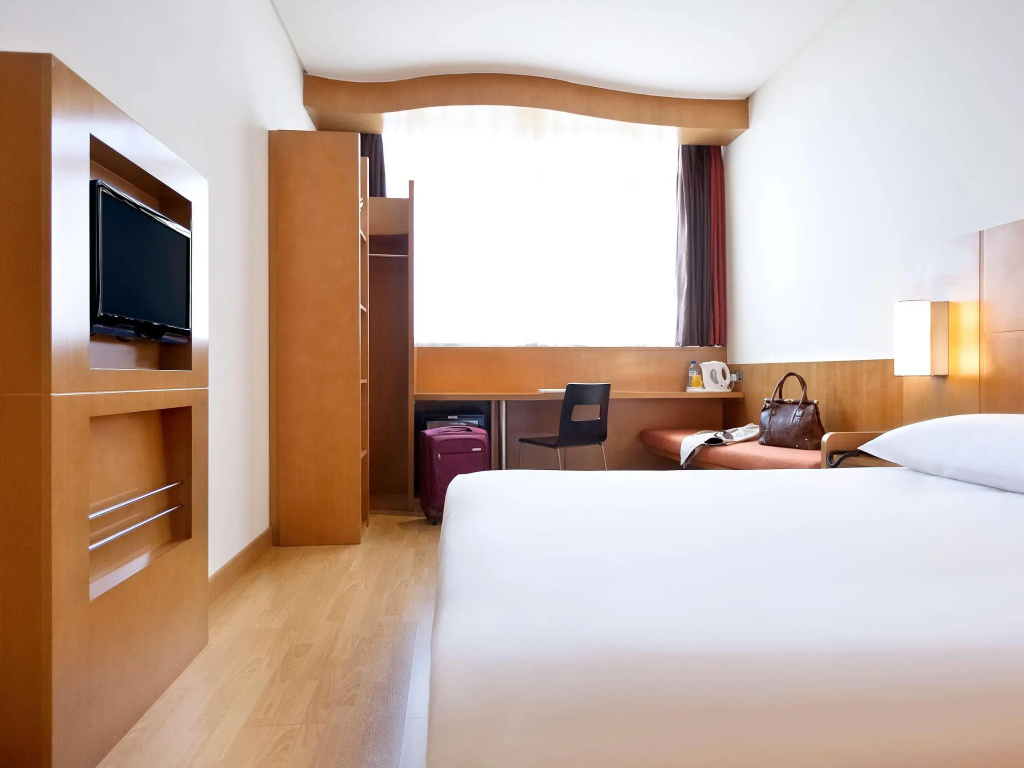 Отель ibis Abu Dhabi Gate в Абу-Даби