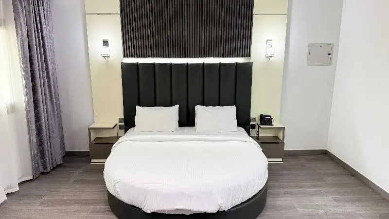 Sharjah Royal Tulip Hotel apartment - Chambres