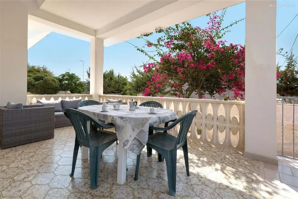 2089 Casa Bouganville