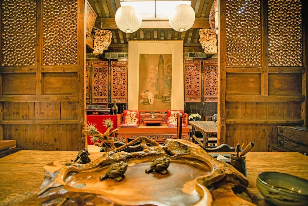 Lobby & Reception