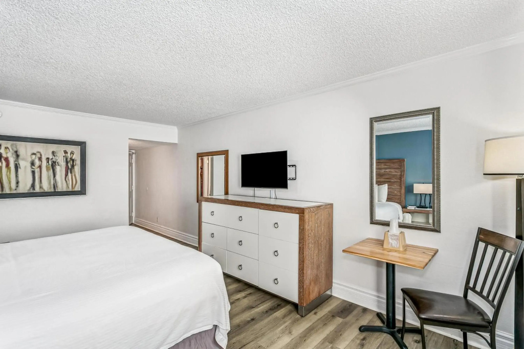 At Home Inn & Suites - Général