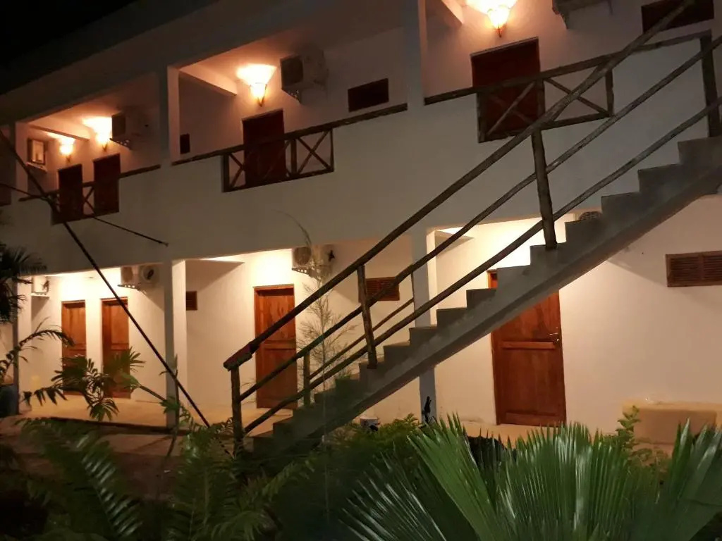 27 Cafe Zanzibar Airport Hotel - Chambres