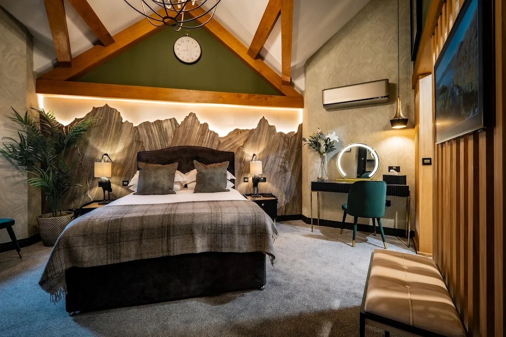 Superior Suite