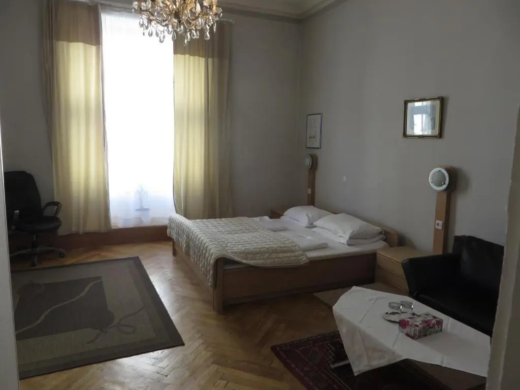 Hotel Pension Stadtpark - Chambres