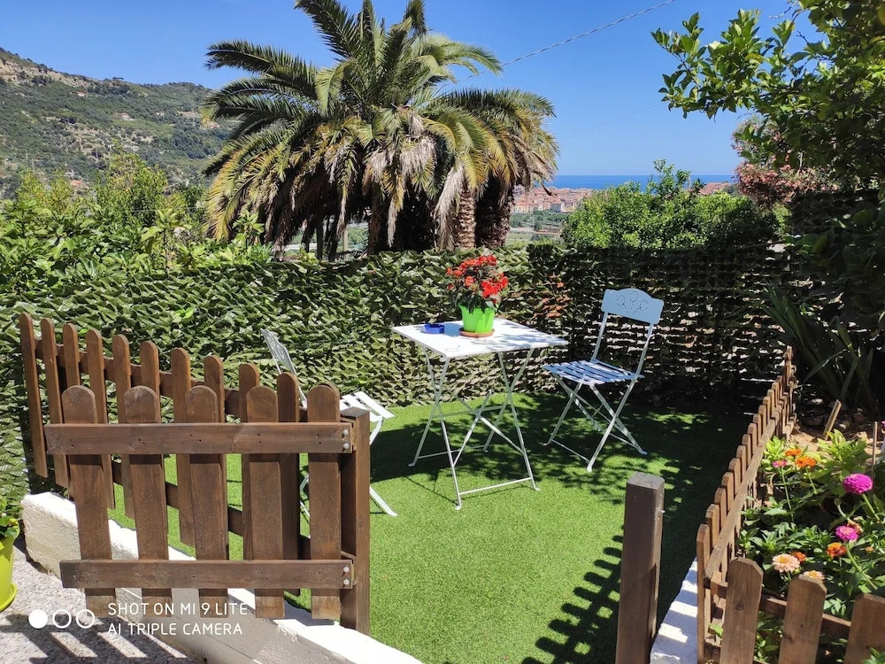 Charming Villa in Ventimiglia With Barbecue Area