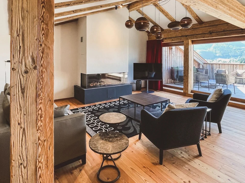 Suite with balcony