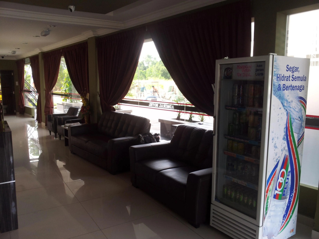 Lobby & Reception