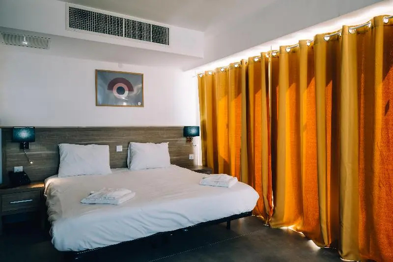 Hotel Primera - Chambres