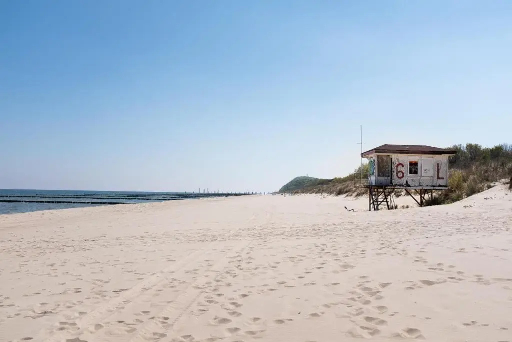 Beach & Waterfront