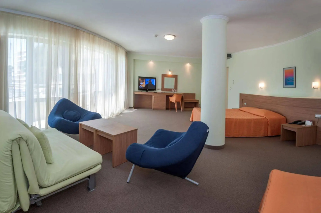 Hotel photo 7
