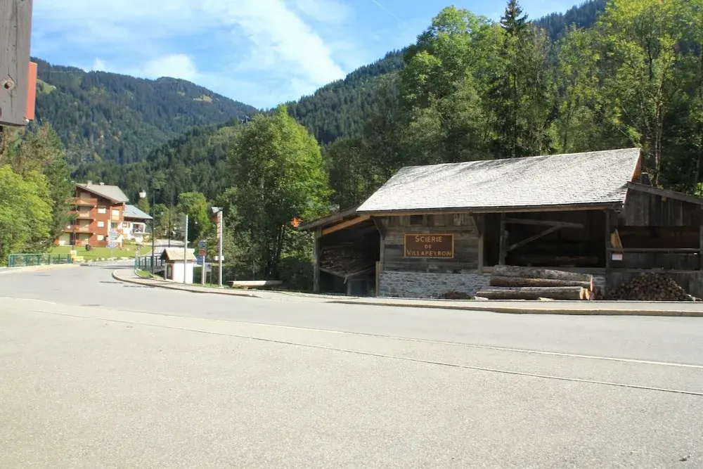 Gelinote Chalet for 4 People