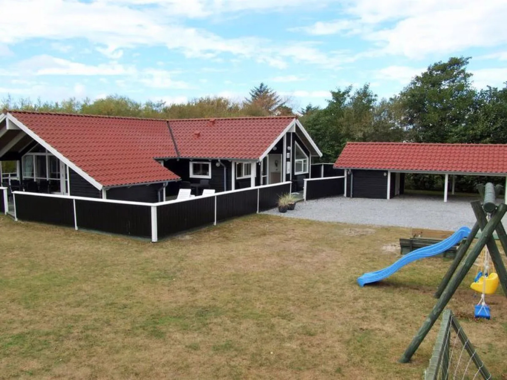 "Aase" - 1.2km from the sea in Western Jutland
