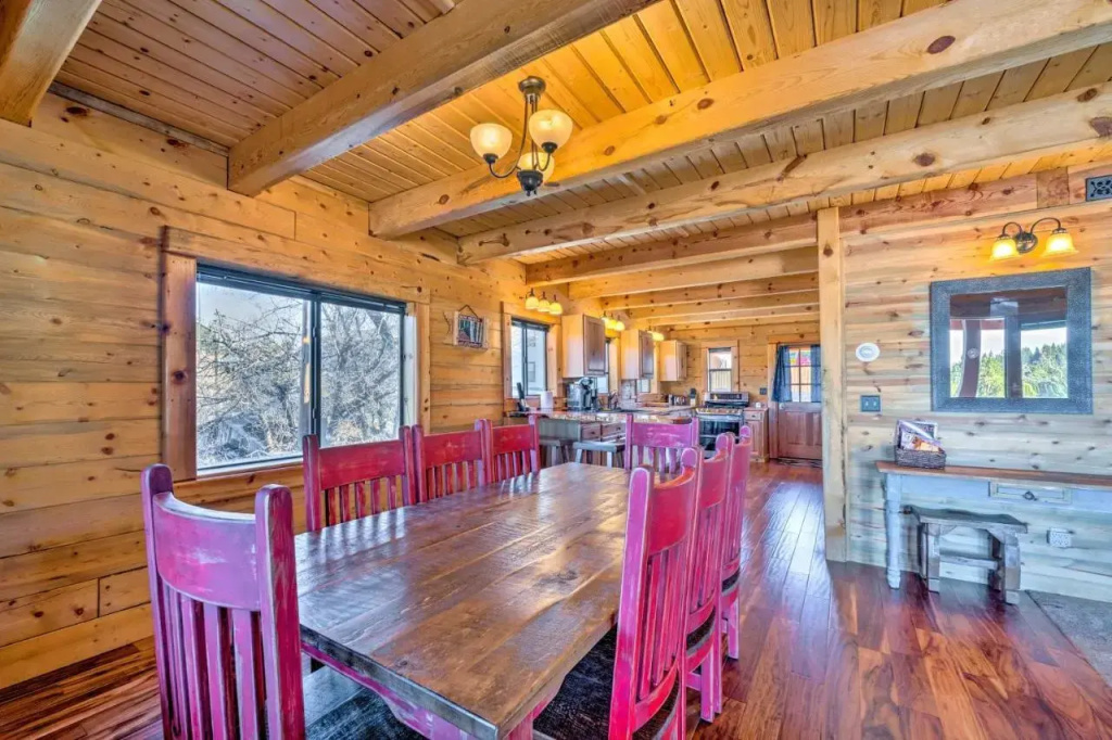Pet-friendly Cloudcroft Cabin: Walk to Shop, Food - фото 2