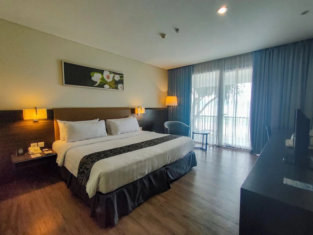 Premier room with balcony and with sea view