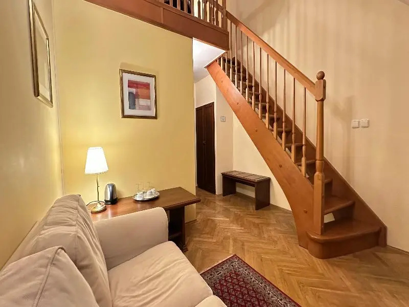 Fleur De Lis Hotel - Chambres