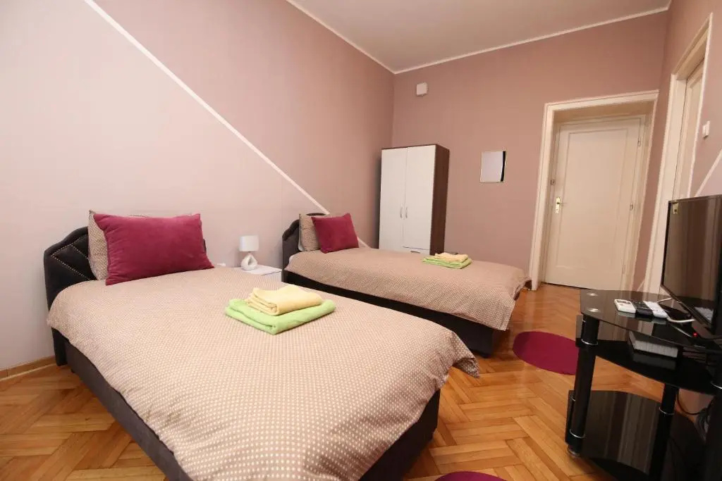 Standard Double room (twin beds)