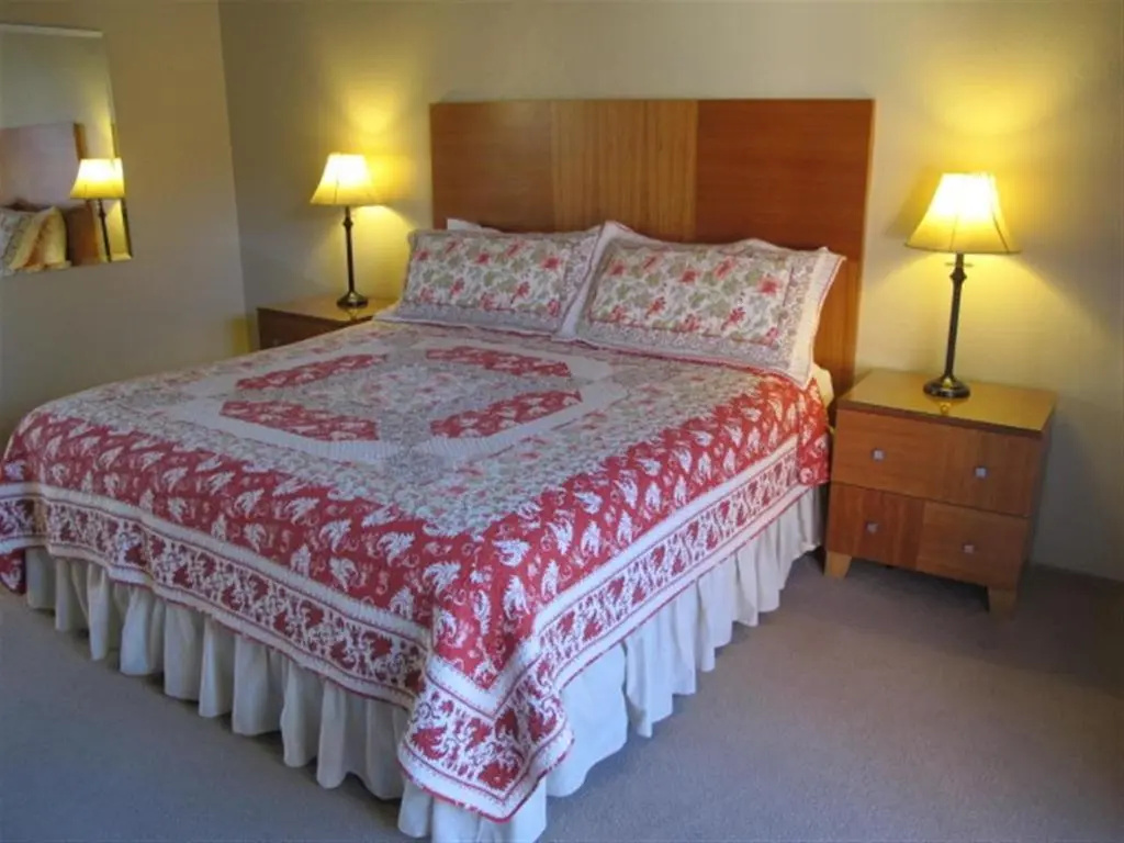 Standard Double Basement room (full double bed)