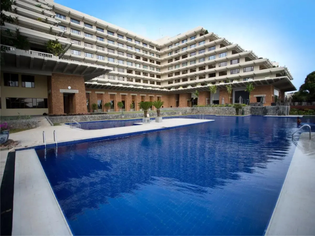 Premium Double room (full double bed)