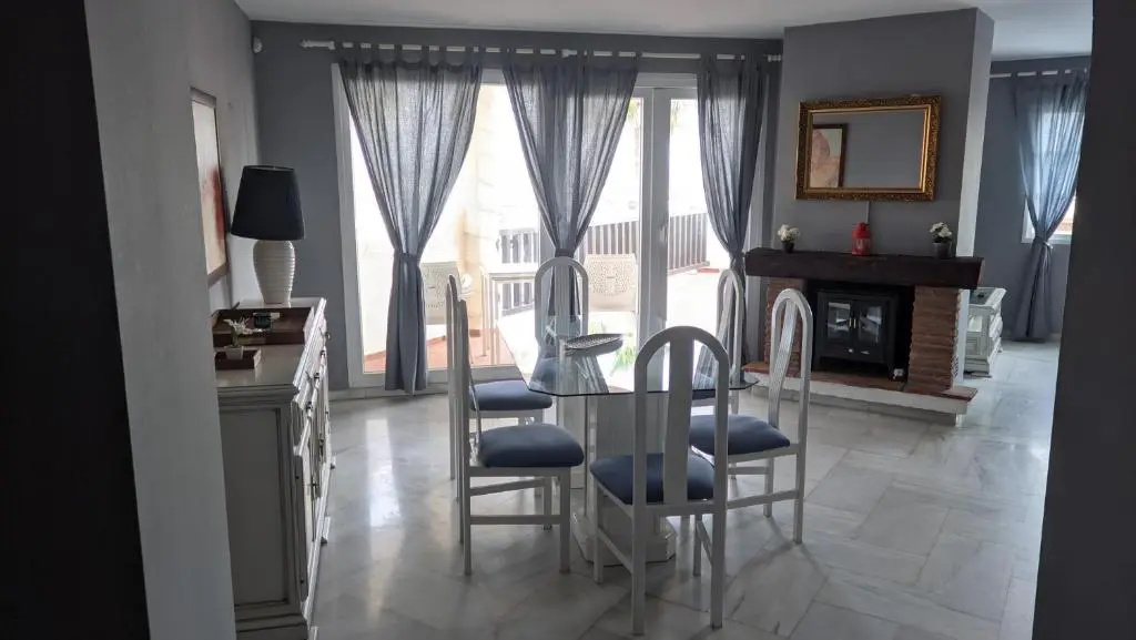 Apartamentos Puerto Marina