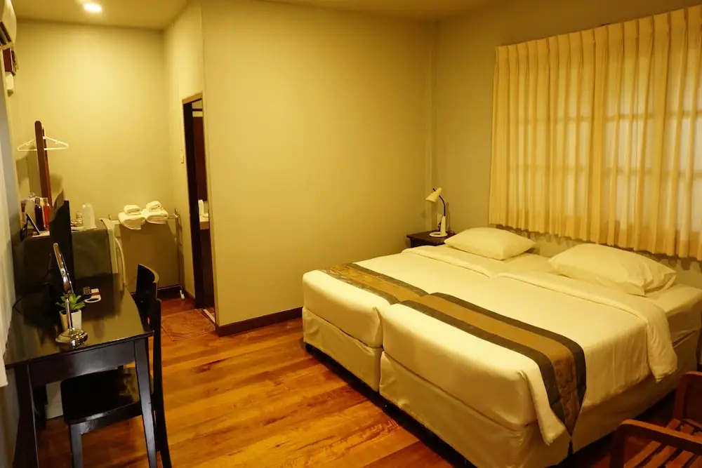 Baan Klang Aow Beach Resort - Chambres