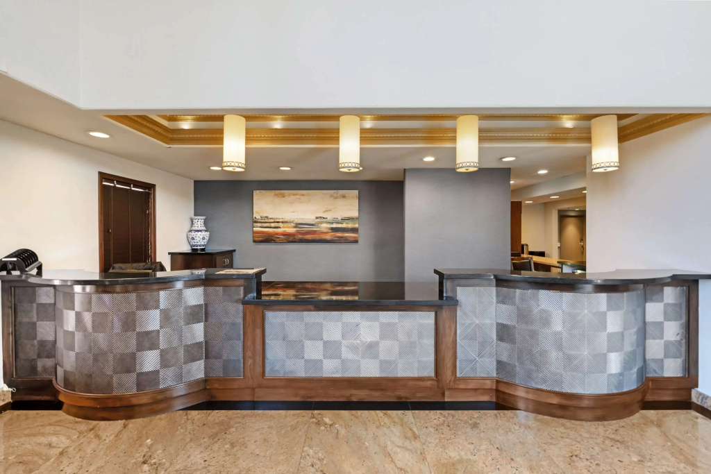 Best Western Plus Newport Mesa Inn - Général