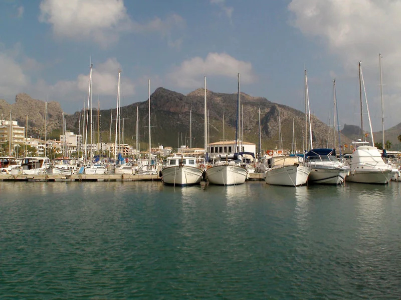 Beach & Waterfront
