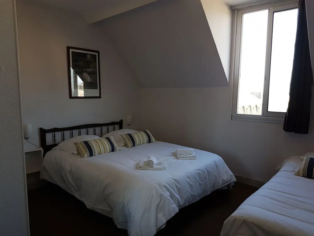 Voir la photo 3 — Hôtel De Normandie