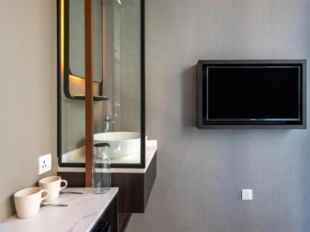 Superior Double room (full double bed)