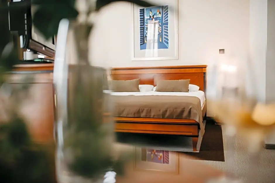 Premium Double room with balcony (full double bed)