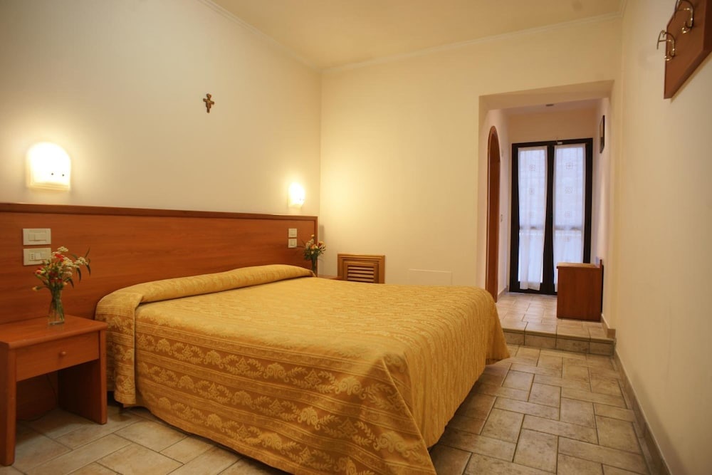 La Rocca — 5