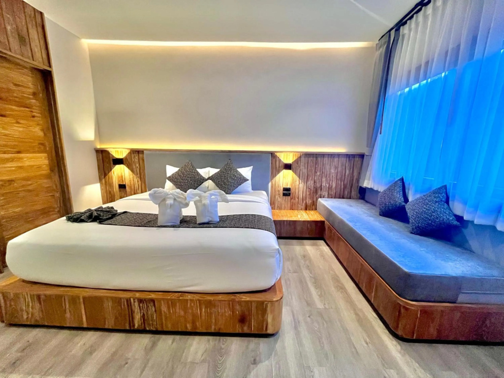 The Chic Lipe - Hostel — 3