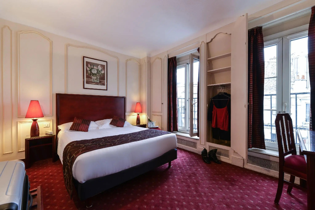 Standard Double room (full double bed)