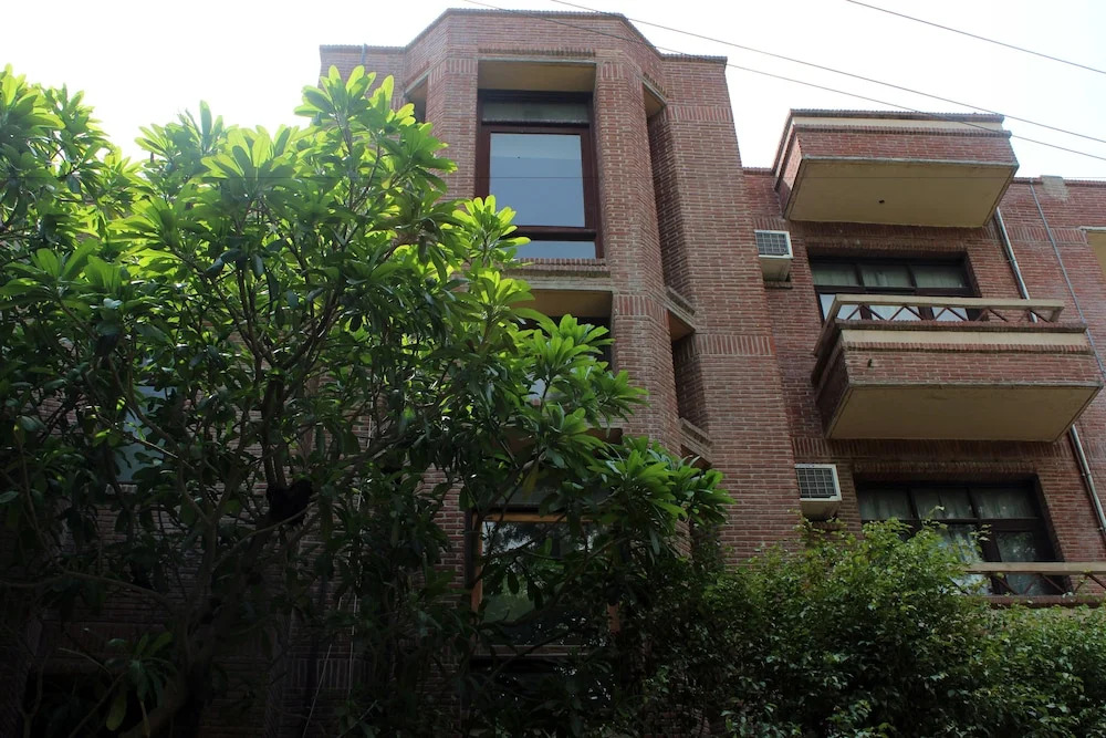 OYO 610 Hotel Residence Phase 3