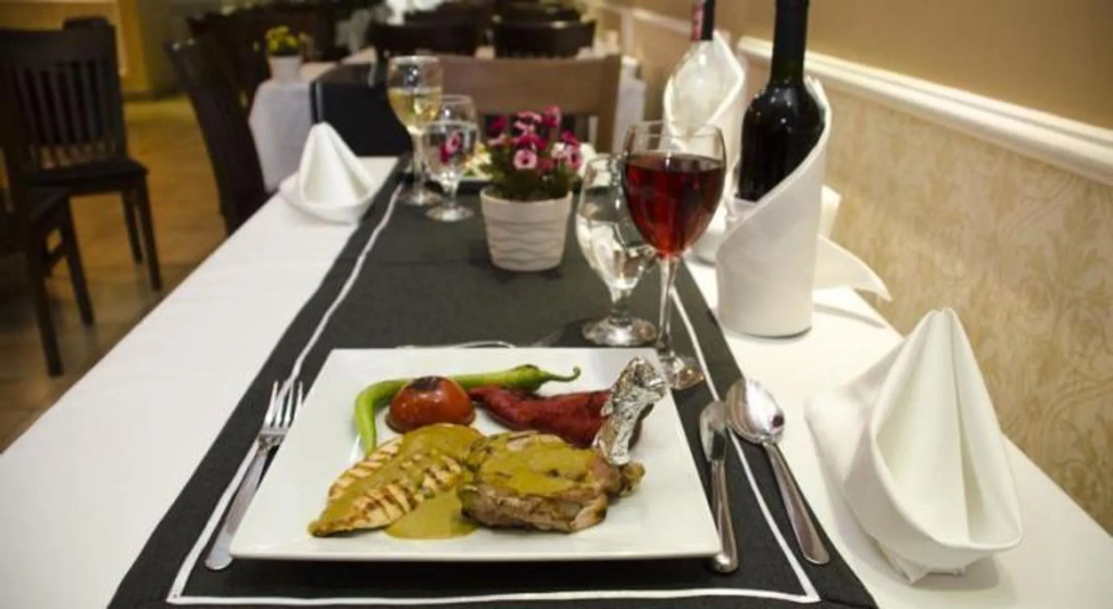 Food & Beverage