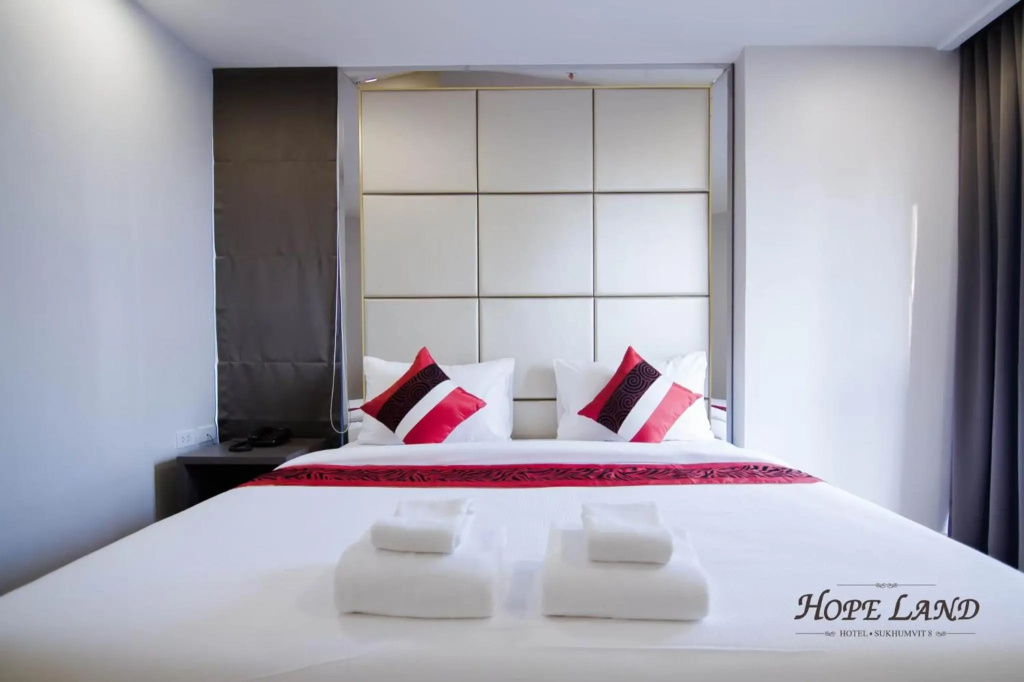 Отель Hope Land Hotel Sukhumvit 8 в Бангкоке