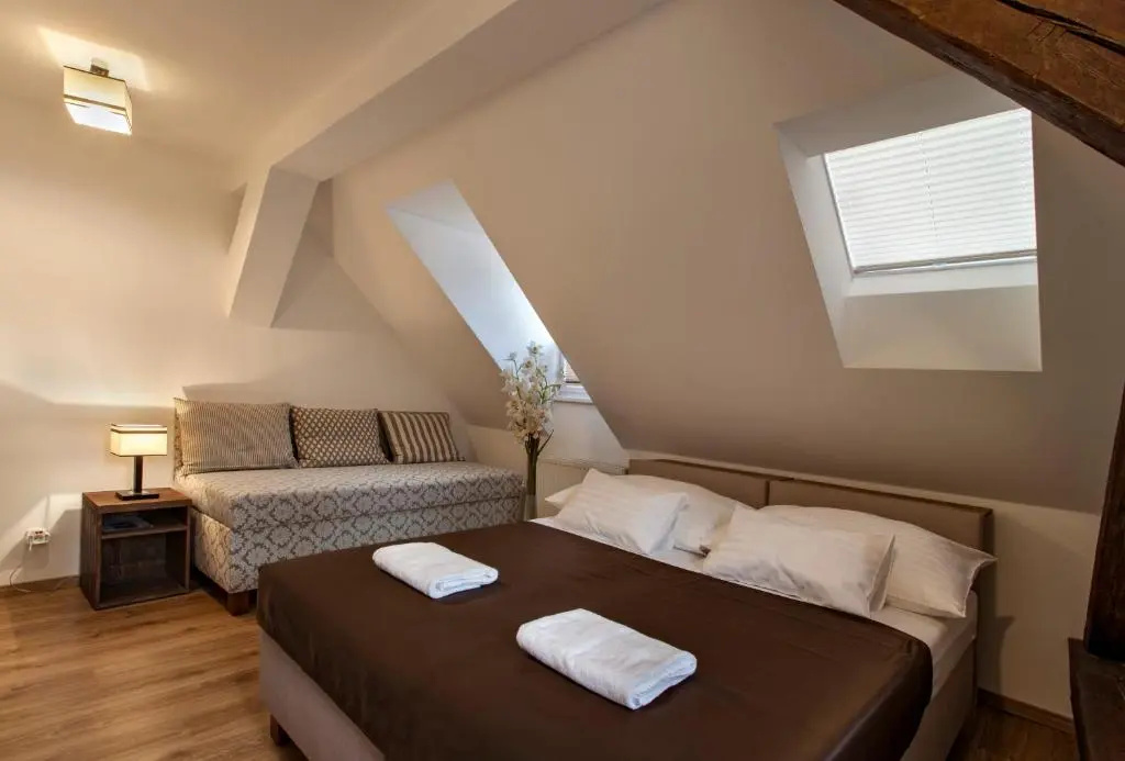 Pension Corto - Chambres