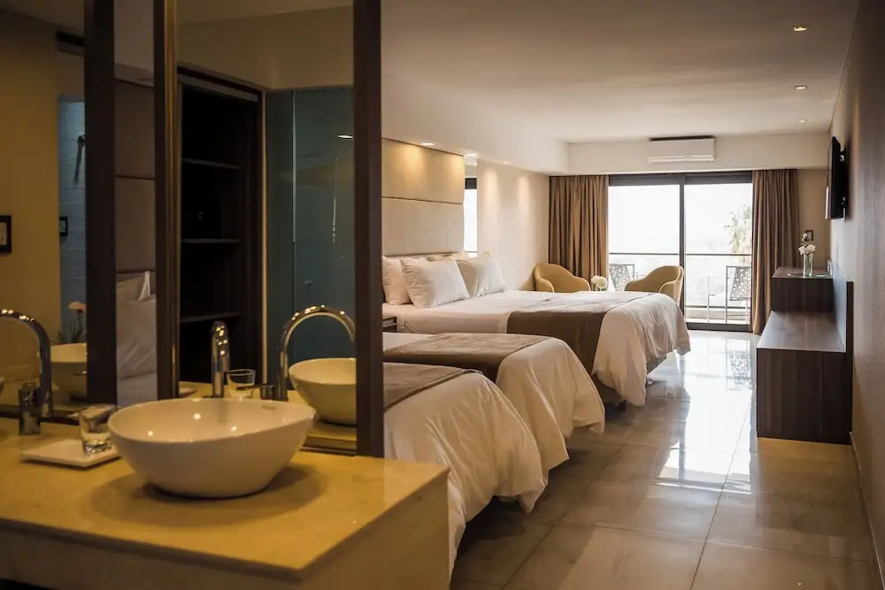 Standard Suite with balcony