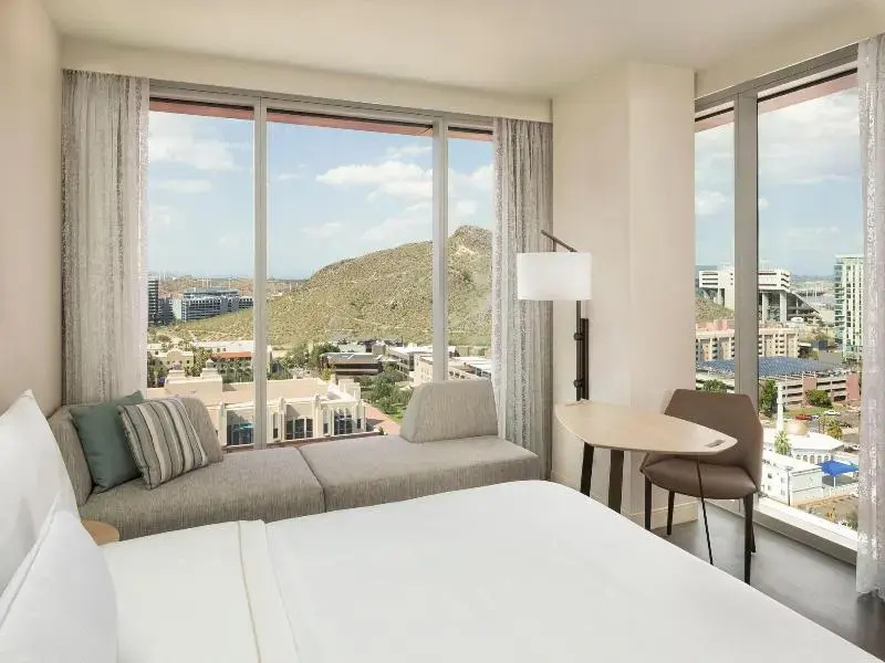 Deluxe Double room with view (full double bed)
