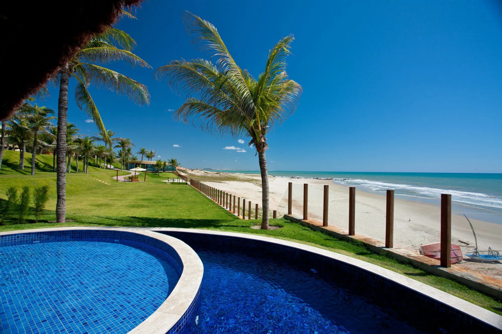 Beach & Waterfront