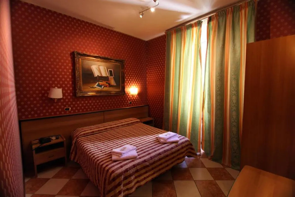Superior Double room (full double bed)