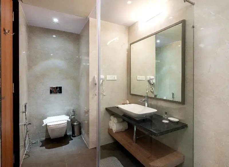Classic Double room (full double bed)