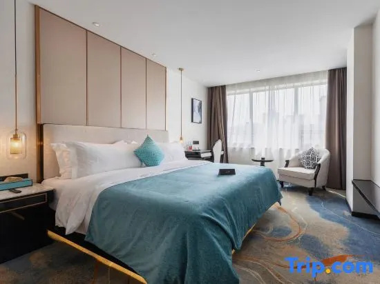 Superior Double room (full double bed)