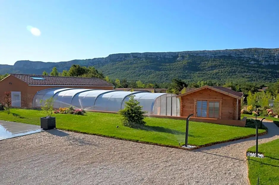 Chambres d'Hotes Source de la St Baume